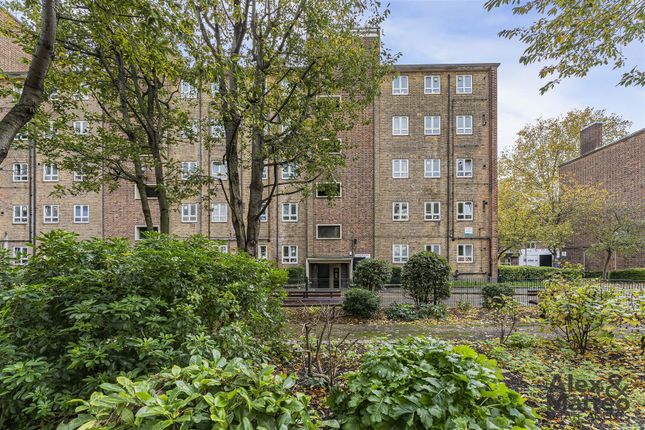 1-bed flat on 94 Pynfolds Estate, Jamaica Road, Bermondsey, £325,000