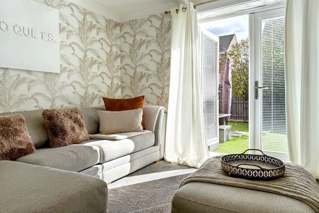 24, Millbank Lane, Stockton-on-Tees photo 4