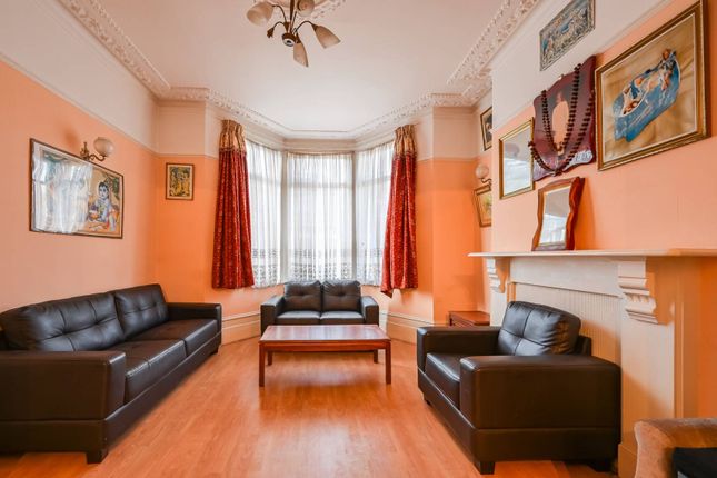 4-bed terraced on Wightman Road, Harringay, £800,000