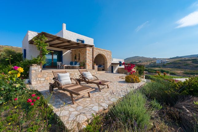Detached house for sale in Sublime, Paros, Cyclade Islands, South Aegean, Greece