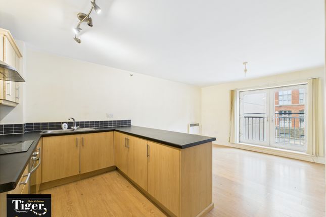 4 Kayley House, New Hall Lane, Preston photo 4