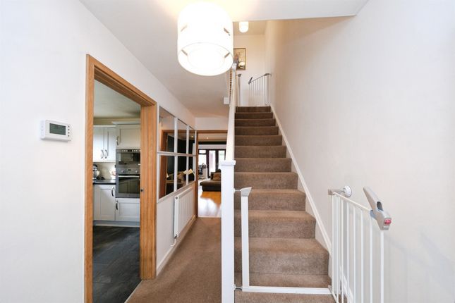 14, Brookfield Close, Ripley photo 3