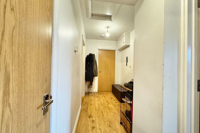 Flat 3 1a Addison Road, Sarisbury Green, Southampton photo 4