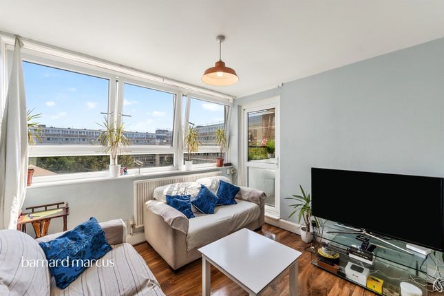 Flat 22, Totteridge House, 15, Yelverton Road, London photo 3