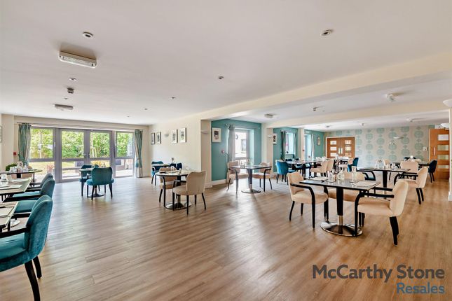 101-105 Fleet Road, Fleet photo 5