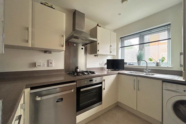 Terraced house for sale in Challney Gardens, Luton