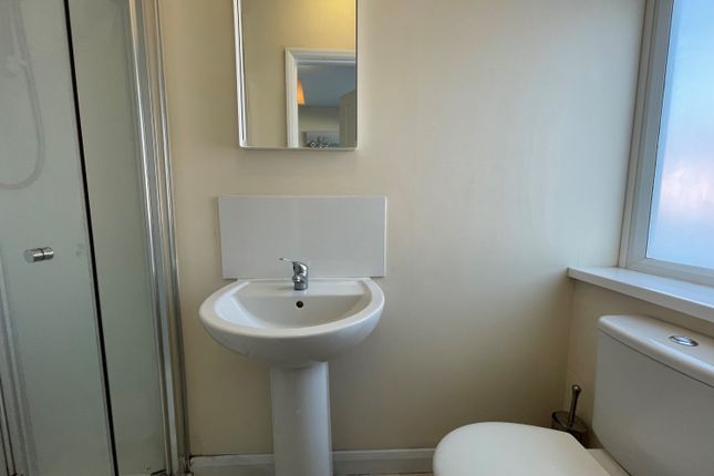 Room to rent in Westmorland Street, Doncaster, South Yorkshire