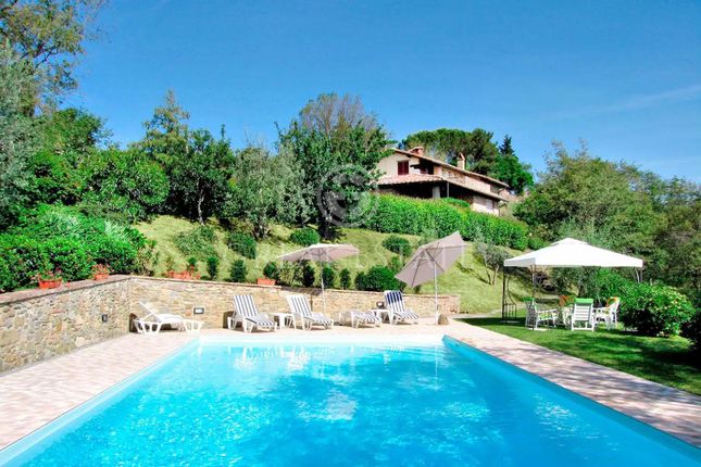 Villa for sale in Monte San Savino, Arezzo, Tuscany