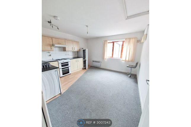 Flat, Winters Court Winters Lane, Newark photo 4