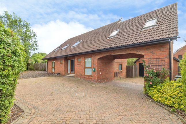 7, Gibsons Green, Milton Keynes photo 4