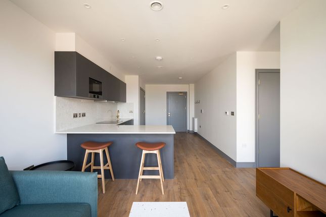 1-bed flat on Flat 9915, Gessner Apartments, 3 Watermead Way, Tottenham Hale, £2,100/mo