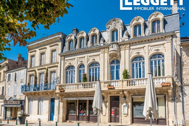 Thumbnail Business park for sale in Jonzac, Charente-Maritime, Nouvelle-Aquitaine