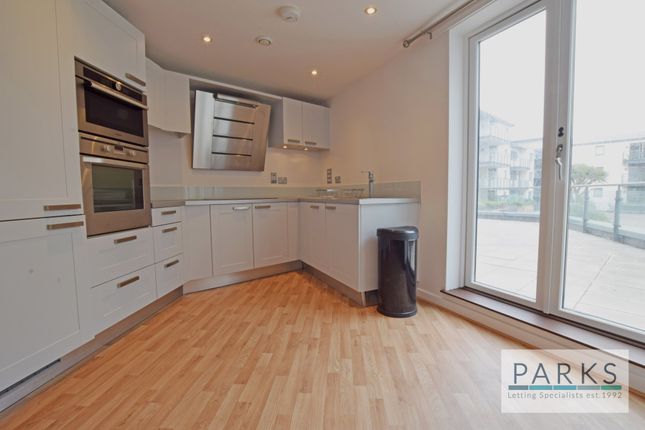 Flat to rent in Avalon Buildings, West Street, Brighton, East Sussex