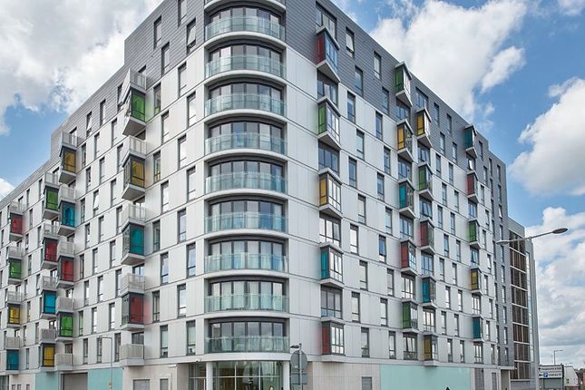 1-bed flat on Chatham Street, Reading, £240,000