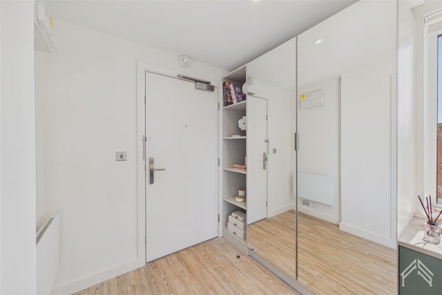54323524, Clarence Street, Kingston Upon Thames photo 4