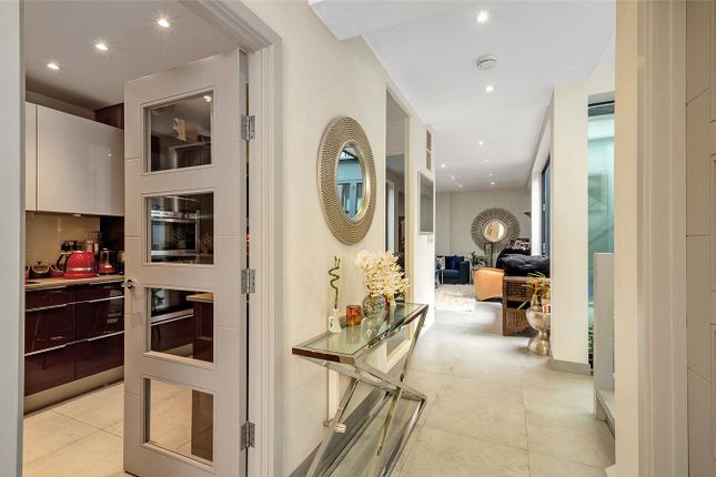 82A,, Clifton Hill, London photo 3
