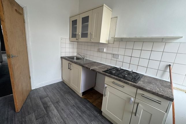 27, BLENHEIM ROAD FLAT 2, BRADFORD photo 5
