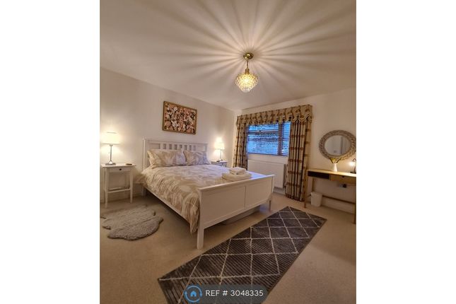 Apartment  Fernleigh, Park Avenue, Ventnor photo 3