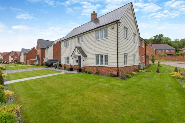 Thumbnail Detached house for sale in Brickmakers Way, Hempstead, Gillingham