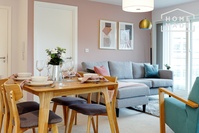 F00Ba829064F060Aaa8B0304Bb28