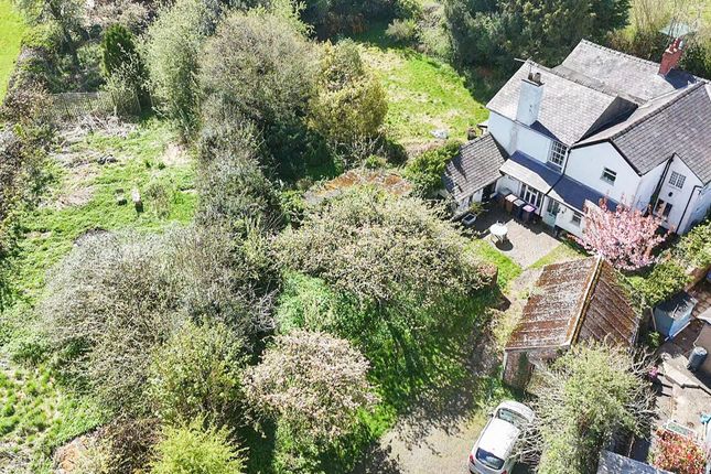 Moreton House, Station Road, Weston Rhyn photo 2