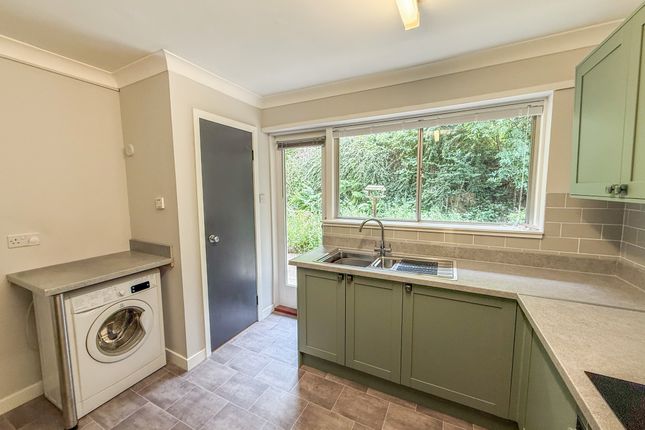 14, Queens Court, Perth photo 3
