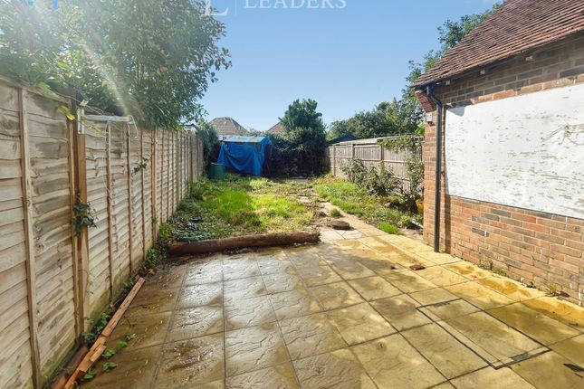 12, Smallcutts Avenue, West Sussex photo 4