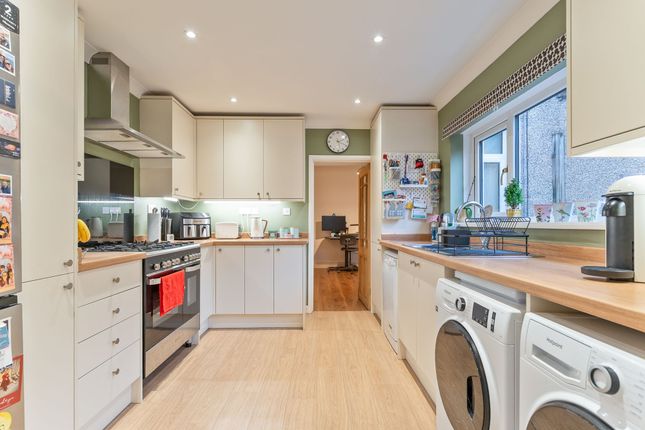 12 Tredegar Street, Newport photo 3