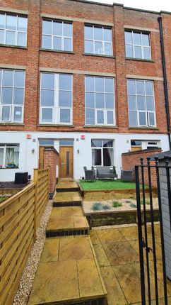 Thumbnail Town house to rent in Wheatsheaf Way, Knighton, Leicester