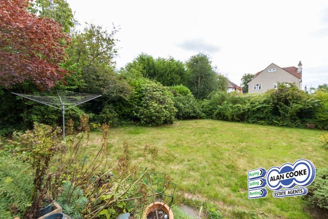 4, Moorland Gardens, Leeds photo 3