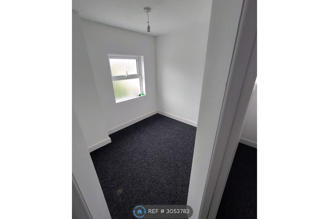 Flat, The Grove Ithon Road, Llandrindod Wells photo 5