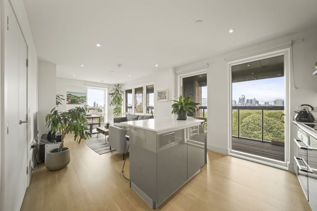 Flat 802 Vespucci Court, 45, Aston Street, LONDON photo 4