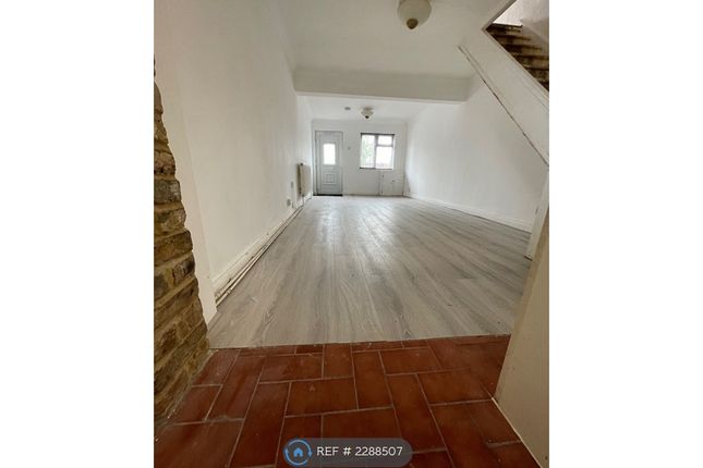 Thorney Lane North, Iver photo 4