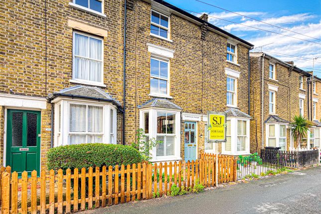 17, Chapel Road, Burnham-On-Crouch photo 2
