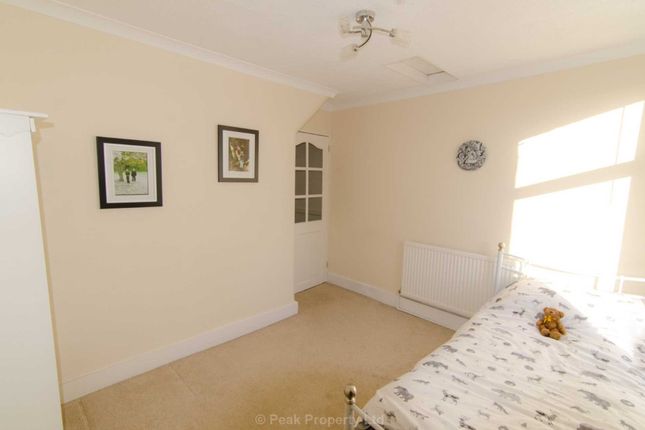 15, Hillcrest Road, Southend On Sea photo 3
