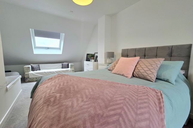 3 Clos Olympaidd, Port Talbot photo 4