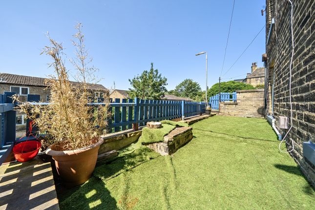62, Lower Hollins, Sowerby Bridge photo 4