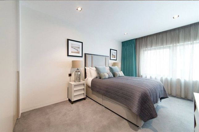 Flat to rent in Babmaes Street, St. James's