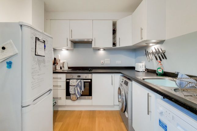 Flat to rent in The Tavern Apartments, Tanners Hill, Deptford. London