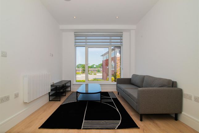 Flat 5, Syward Place 40-48, Pyrcroft Road, Chertsey photo 3