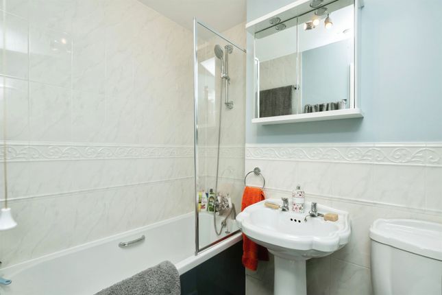Town house for sale in Hobart Quay, Eastbourne