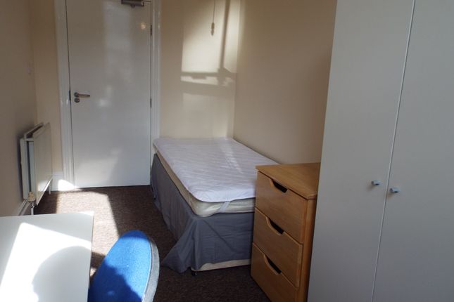 Room 2, Bristol photo 2