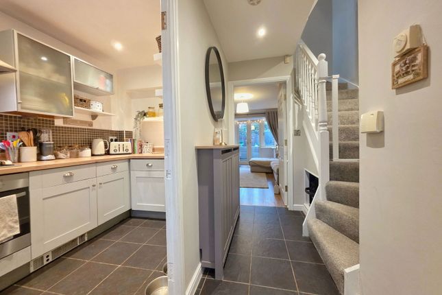 6, Northcroft, Barnsley photo 2