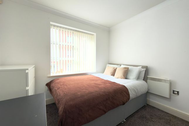 105, Townsend Way, Birmingham photo 4
