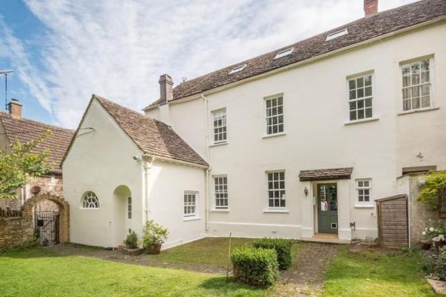 Semi-detached house to rent in Holcombe Glen, Minchinhampton, Stroud