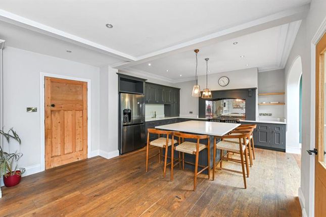 15 Victoria Embankment, Nottingham photo 4