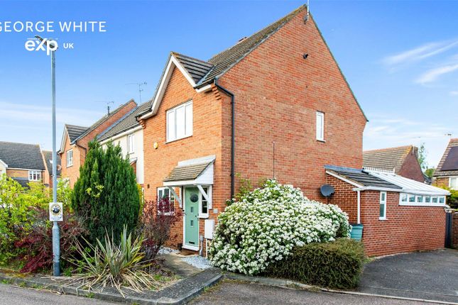 Thumbnail End terrace house for sale in Muir Place, Wickford