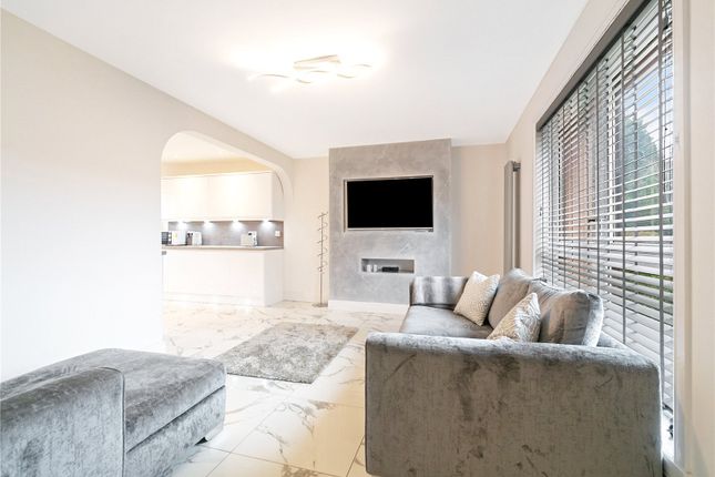 End terrace house for sale in Turnberry Drive, Rutherglen, Glasgow, South Lanarkshire