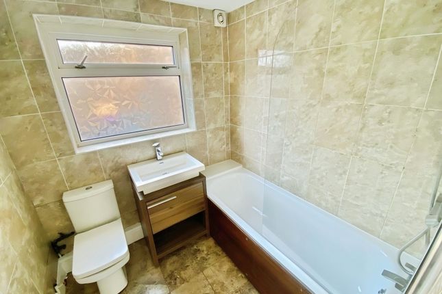 26, STAMFORD photo 4