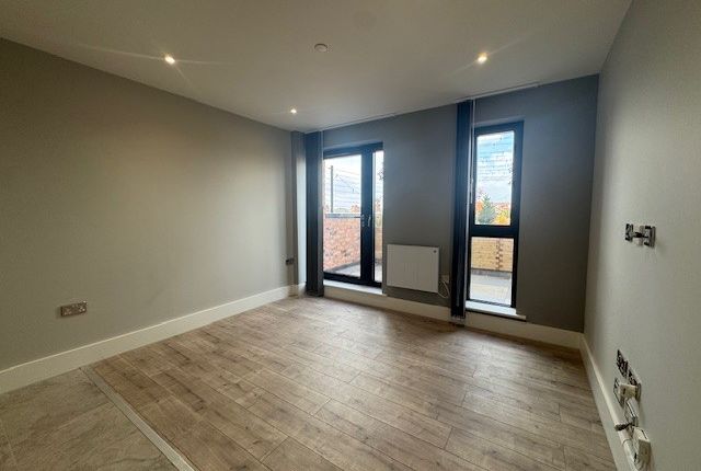 54, Leicester photo 2